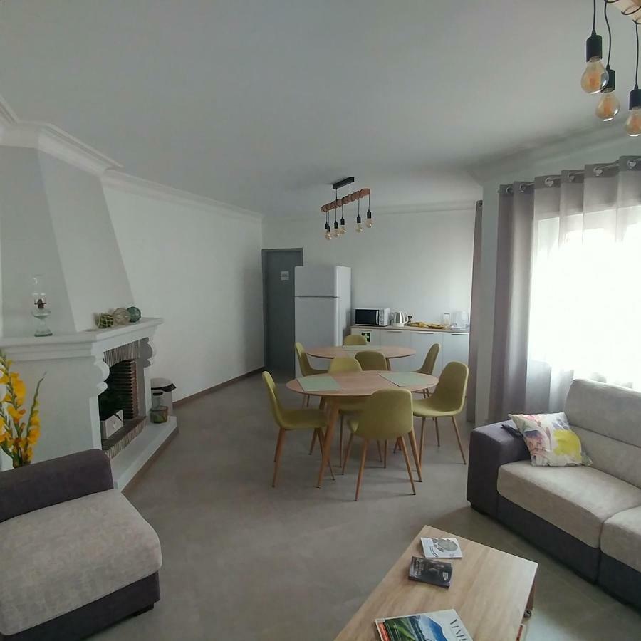 Baixinho Guest House Вила-Прайа-де-Анкора Экстерьер фото